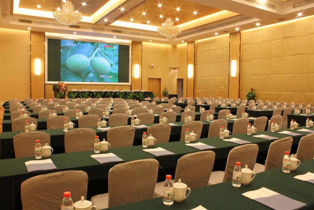 New Cozy Harbour Hotel หนานหนิง ภายนอก รูปภาพ