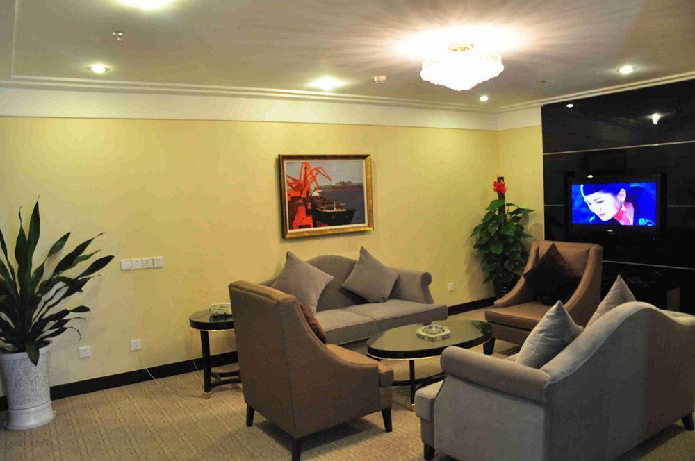 New Cozy Harbour Hotel หนานหนิง ภายนอก รูปภาพ
