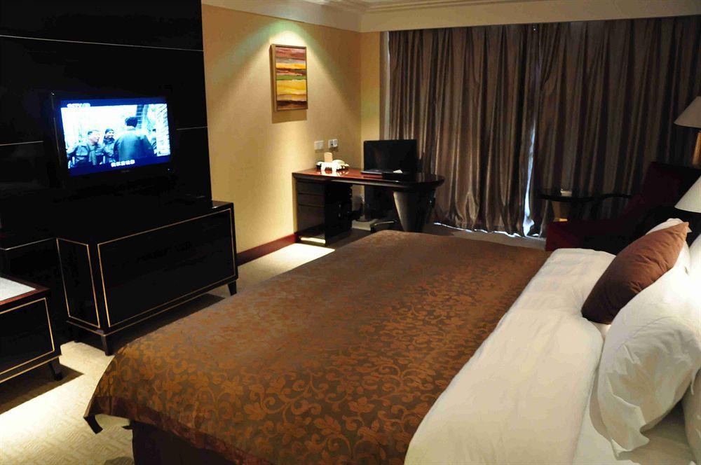 New Cozy Harbour Hotel หนานหนิง ภายนอก รูปภาพ