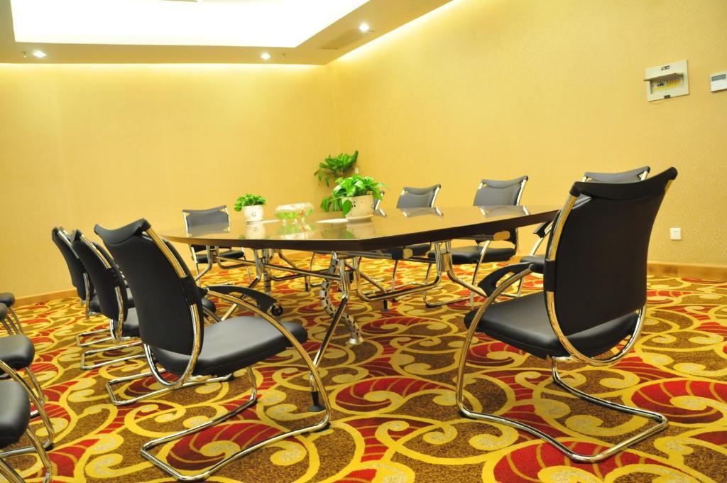 New Cozy Harbour Hotel หนานหนิง ภายนอก รูปภาพ